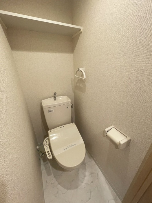 トイレ ドアーズ中野