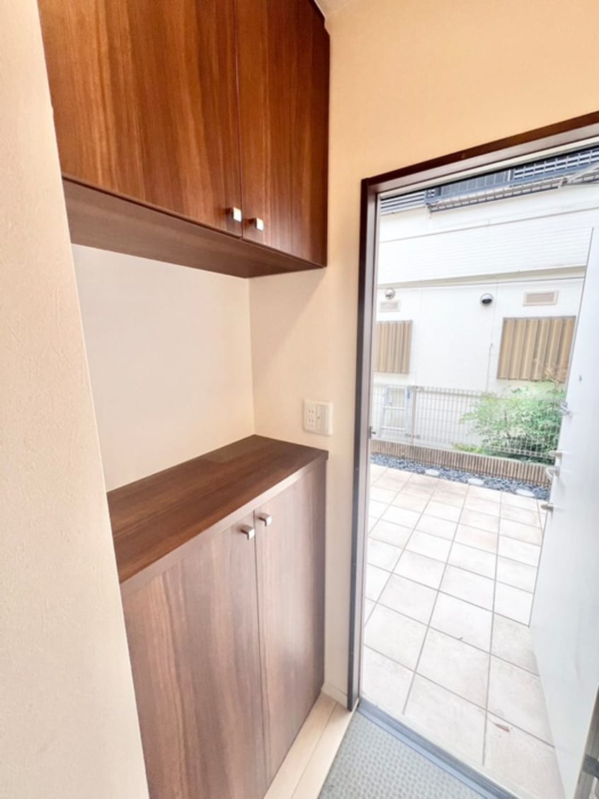 靴箱 モノリス王子