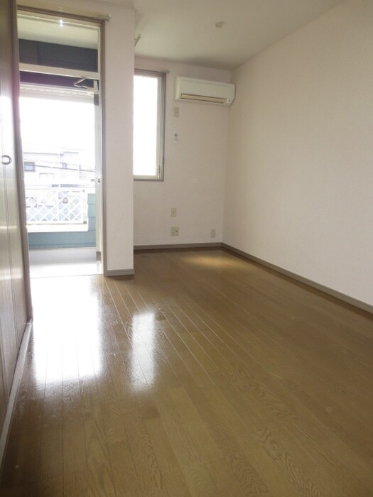 居室 ロワ－ル湘南Ｅ