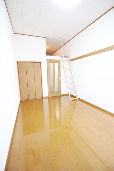 居室 メインシティガーデン新井壱番館