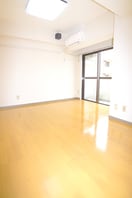 居室 三恵西川口ハイツ