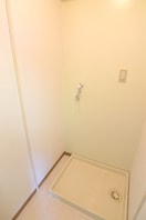 洗濯機置場 三恵西川口ハイツ