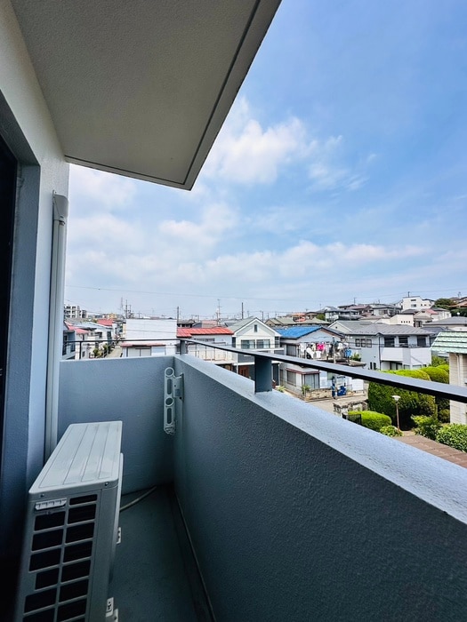 ベランダ・バルコニー est porte