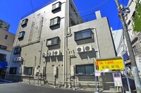 ビラサカエ