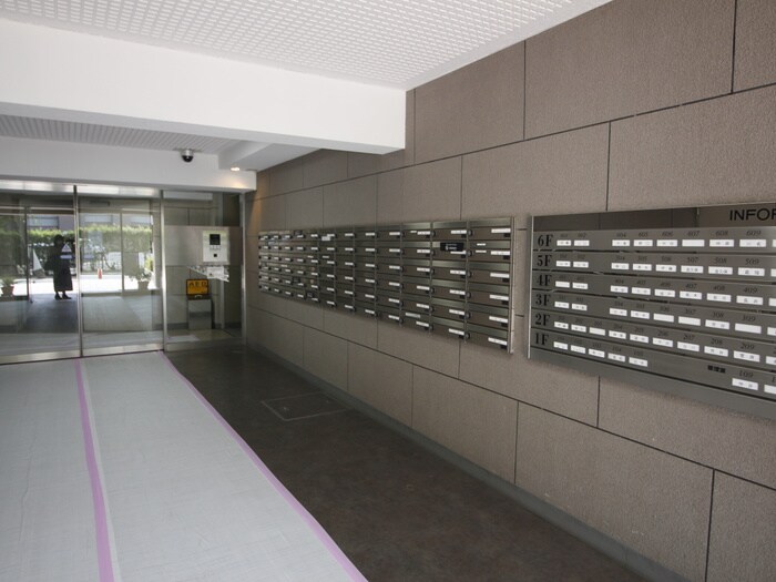 エントランス部分 ﾗｲｵﾝｽﾞﾏﾝｼｮﾝ青葉台(514)