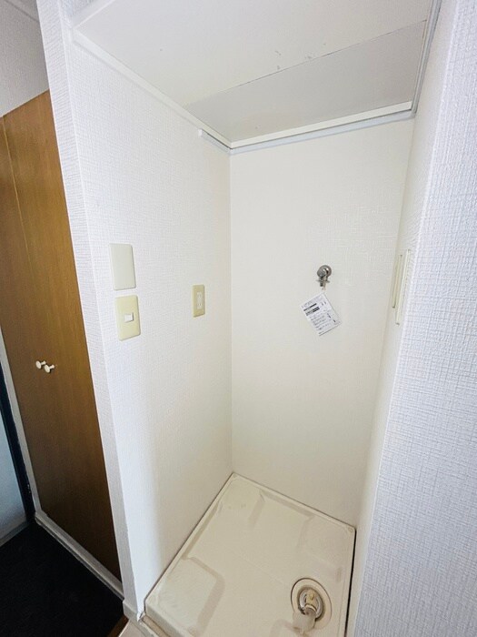 洗濯機置場 ﾗｲｵﾝｽﾞﾏﾝｼｮﾝ青葉台(514)