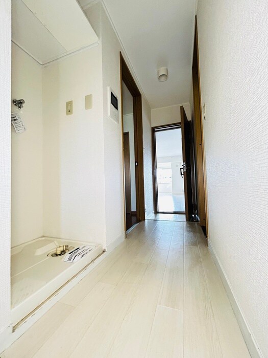 廊下 ﾗｲｵﾝｽﾞﾏﾝｼｮﾝ青葉台(514)