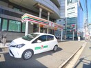 セブンイレブン(コンビニ)まで560m サンローゼⅢ