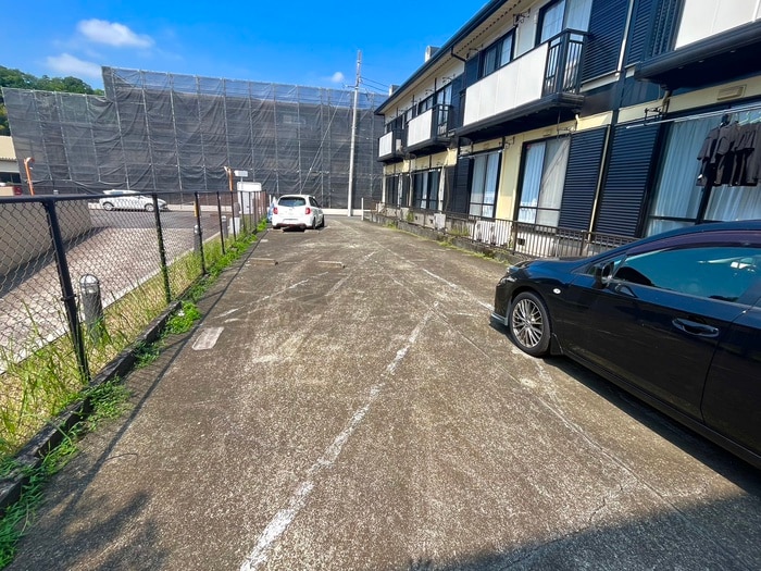 駐車場 ハイツカメリア