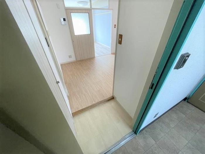 玄関 ル．ブランシェ