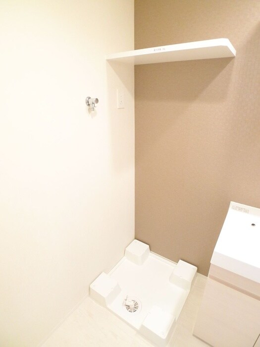 洗濯機置場 ラティエラ大島