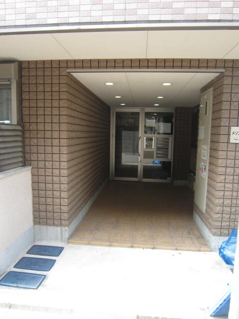 エントランス部分 メゾン新江古田