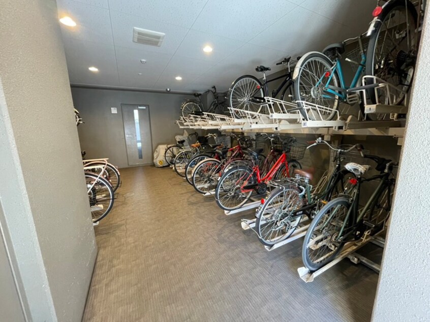 駐輪場 ヒルフォート常盤