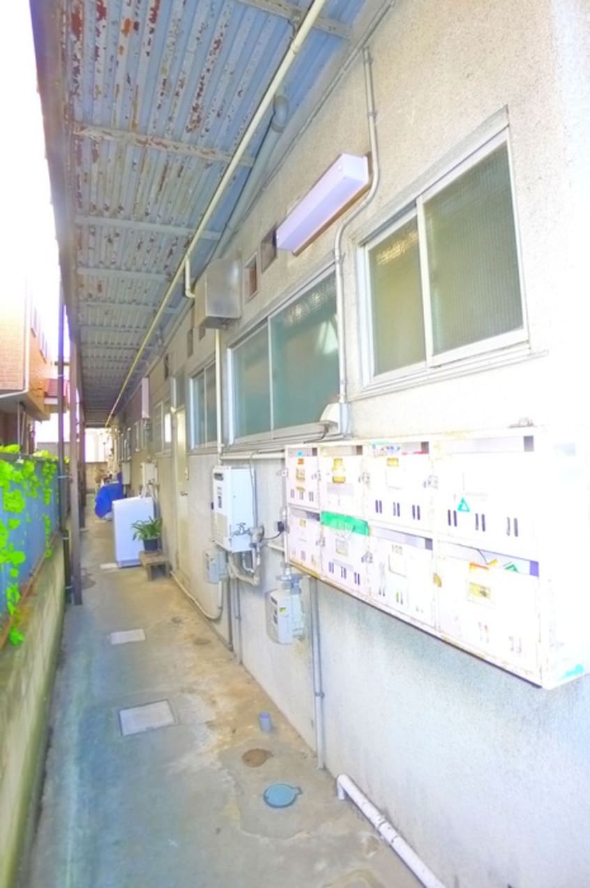 エントランス部分 裕和荘
