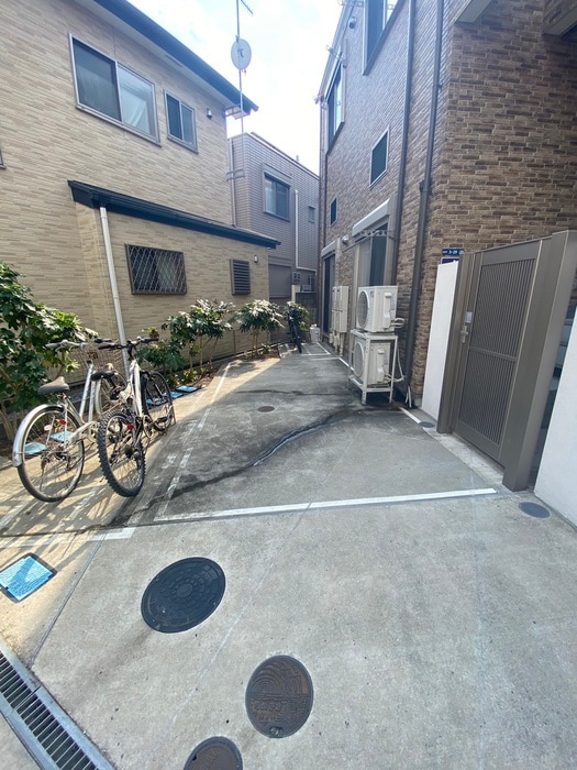 駐輪場 Berghaus　Shonan　Tsujido