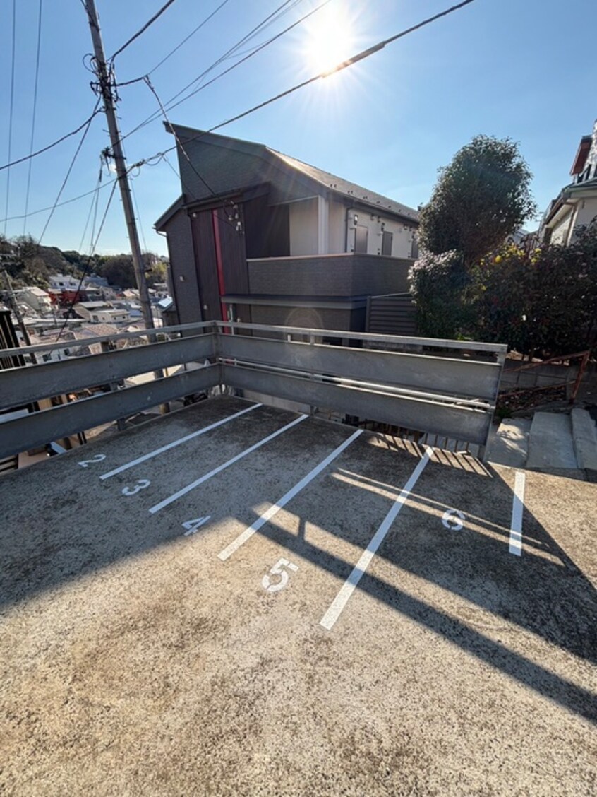 駐輪場 ルミナソナーレ横濱