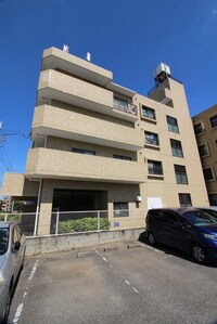 平和マンション