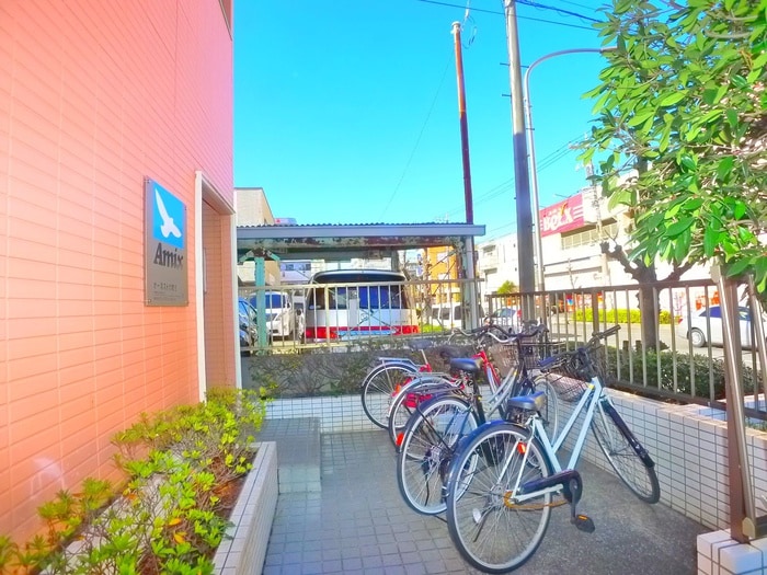 駐輪場 オ－ネスト六町Ⅰ