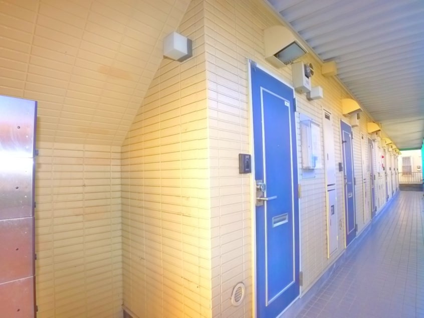 エントランス部分 オ－ネスト六町Ⅰ