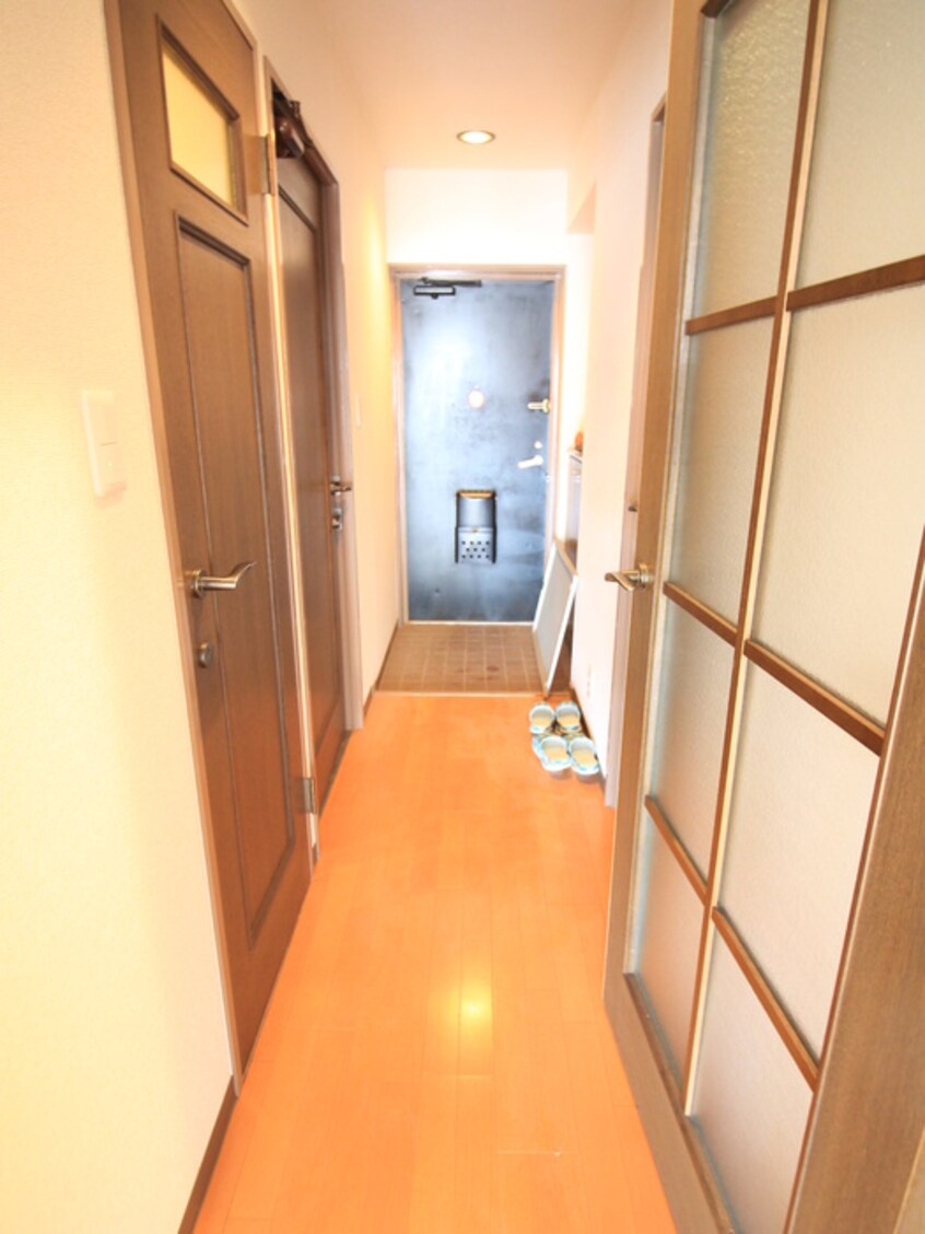 玄関 ｸﾞﾗﾝ･ﾄﾞﾑｰﾙ浦和栄和（205）