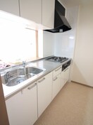 キッチン ｸﾞﾗﾝ･ﾄﾞﾑｰﾙ浦和栄和（205）