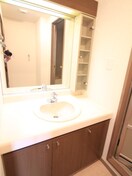 洗面 ｸﾞﾗﾝ･ﾄﾞﾑｰﾙ浦和栄和（205）