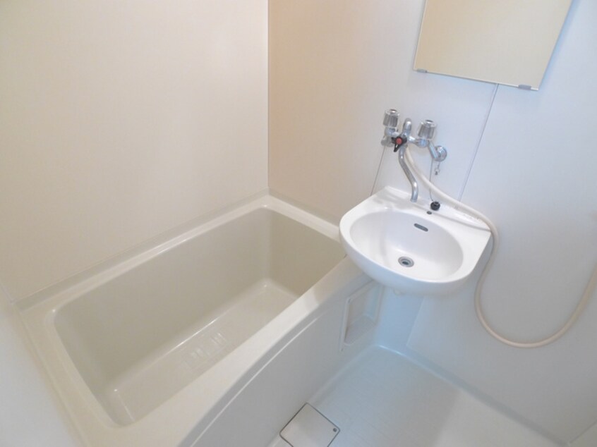 バス／シャワールーム等 ハイツレジェンド