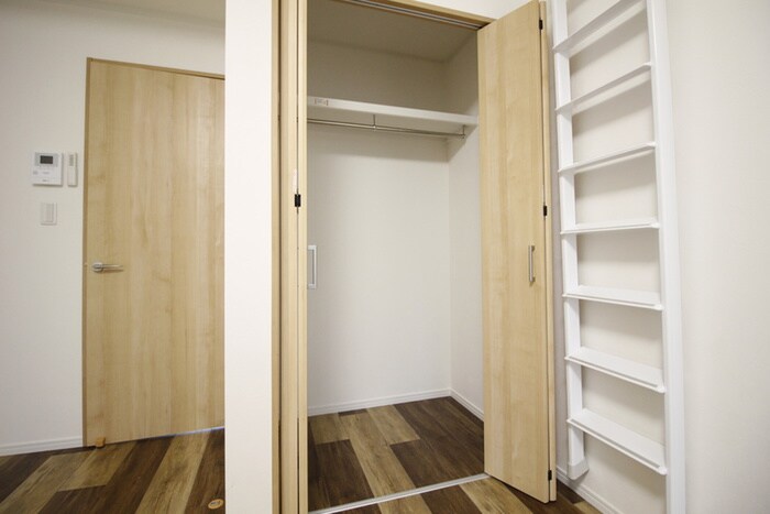 収納 アイルイン衣笠