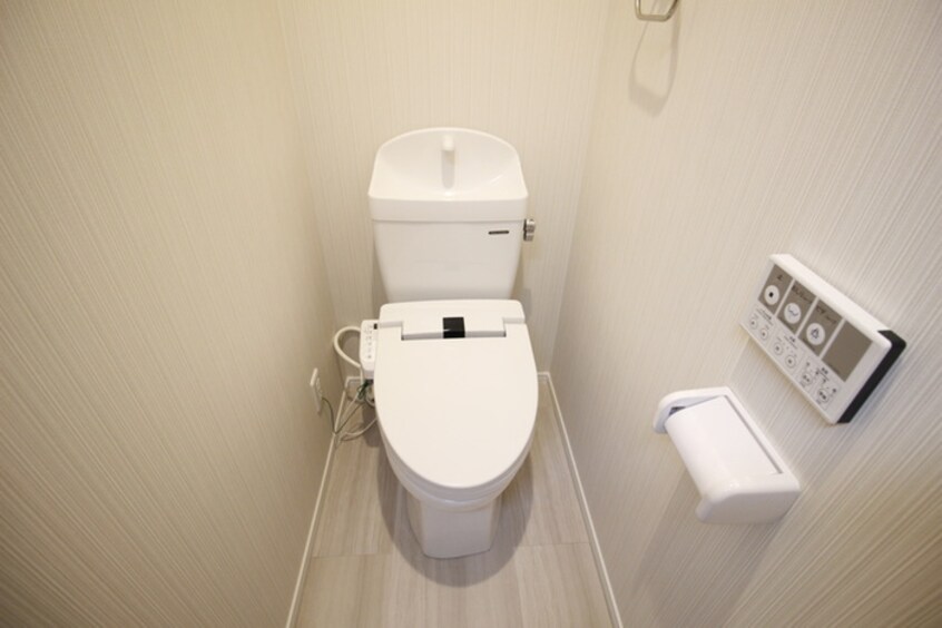 トイレ アイルイン衣笠