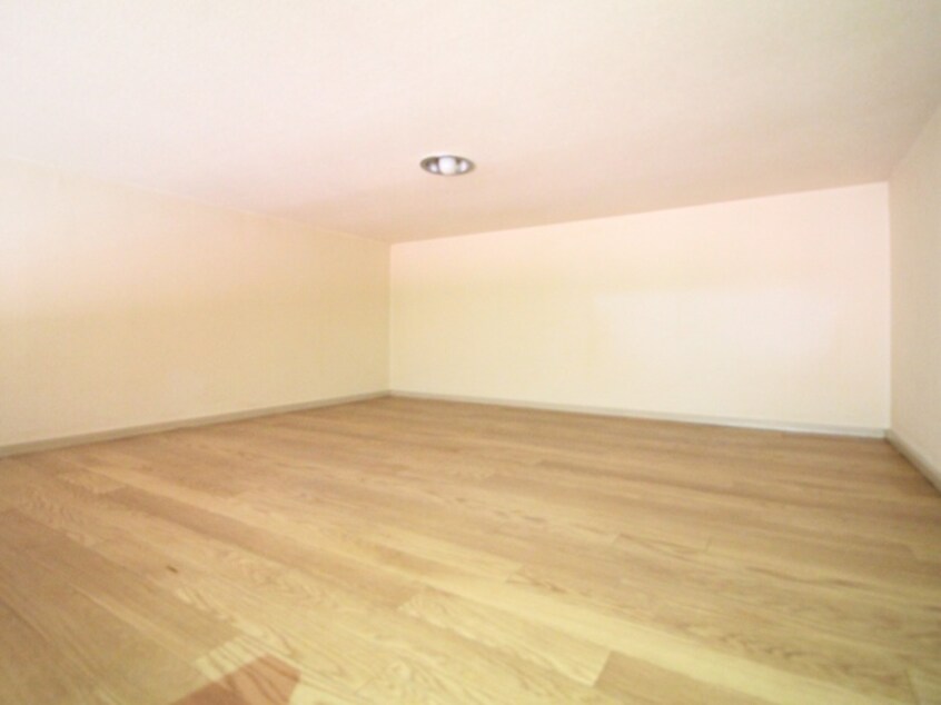 ロフト プラザ・ドゥ・ディル