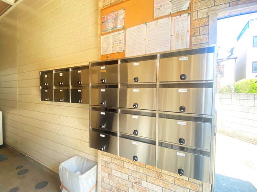 その他 プラザ・ドゥ・ディル