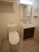 トイレ リバーレ日本橋三越前