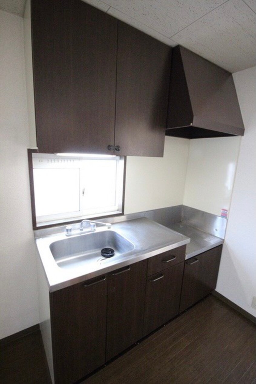 キッチン プルメリアガーデンＤ