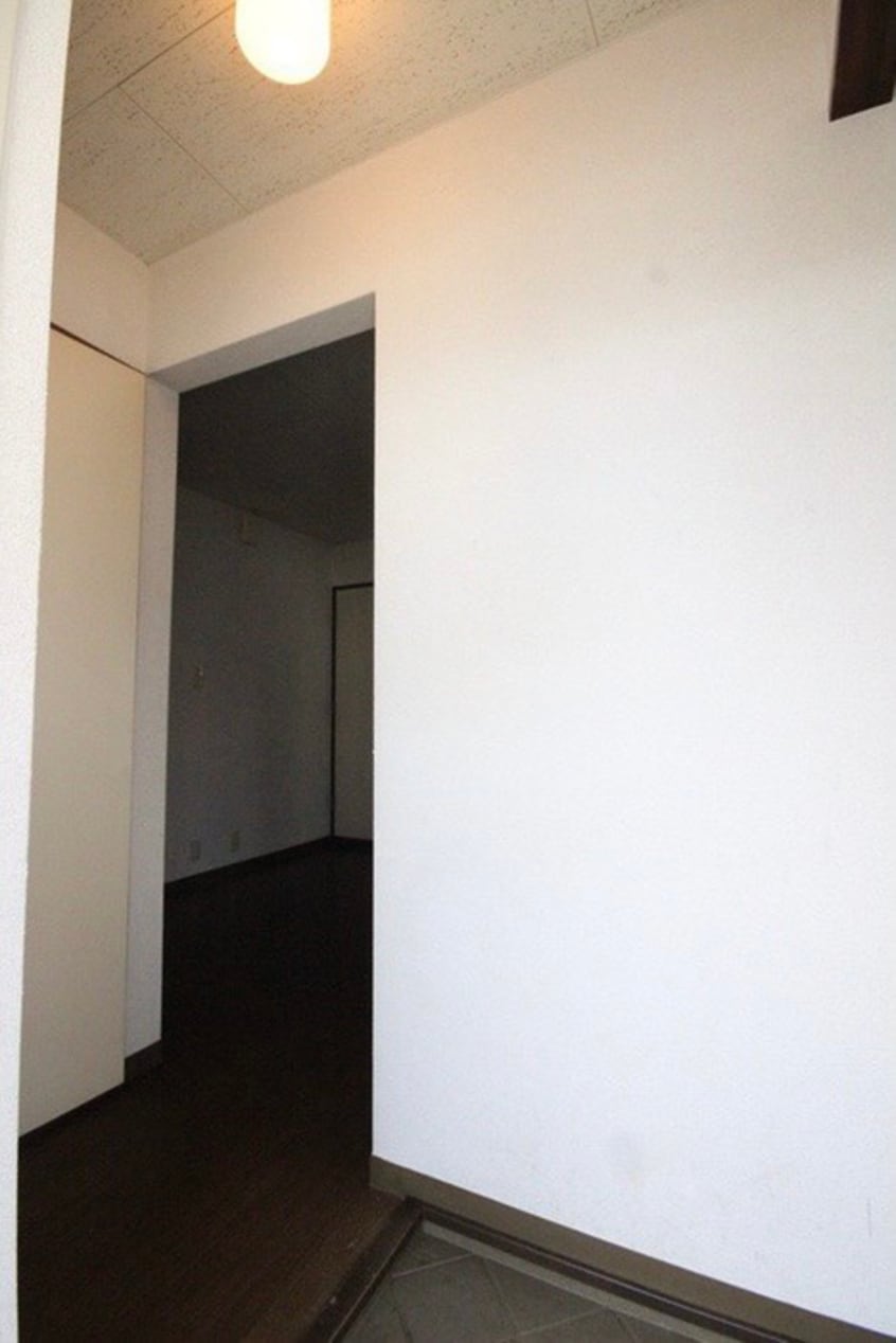 玄関 プルメリアガーデンＤ