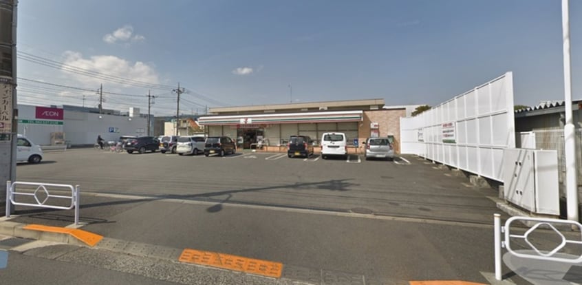 セブンイレブン立川幸町店(コンビニ)まで500m プルメリアガーデンＤ