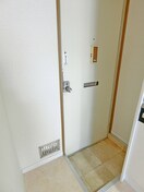 玄関 山本レジデンスＥ