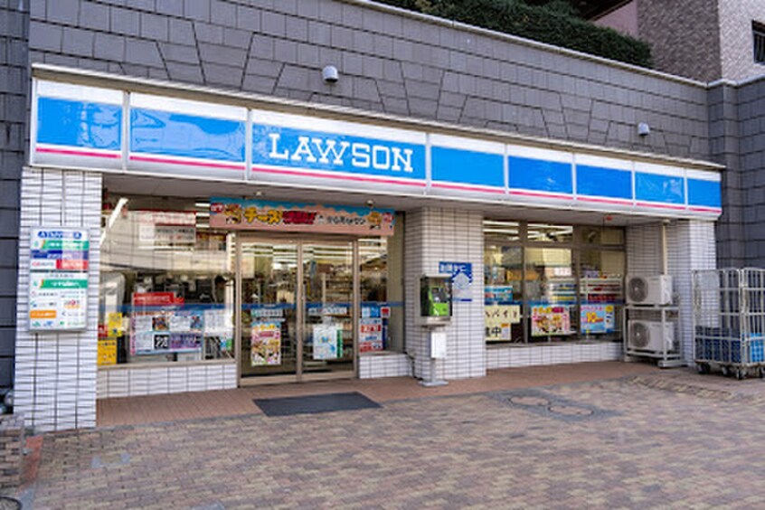 ローソン 所沢元町店(コンビニ)まで45m ハイツ寿