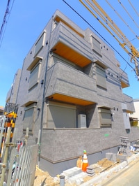 ＲＩＳＥ　ＵＲＡＷＡ　前地