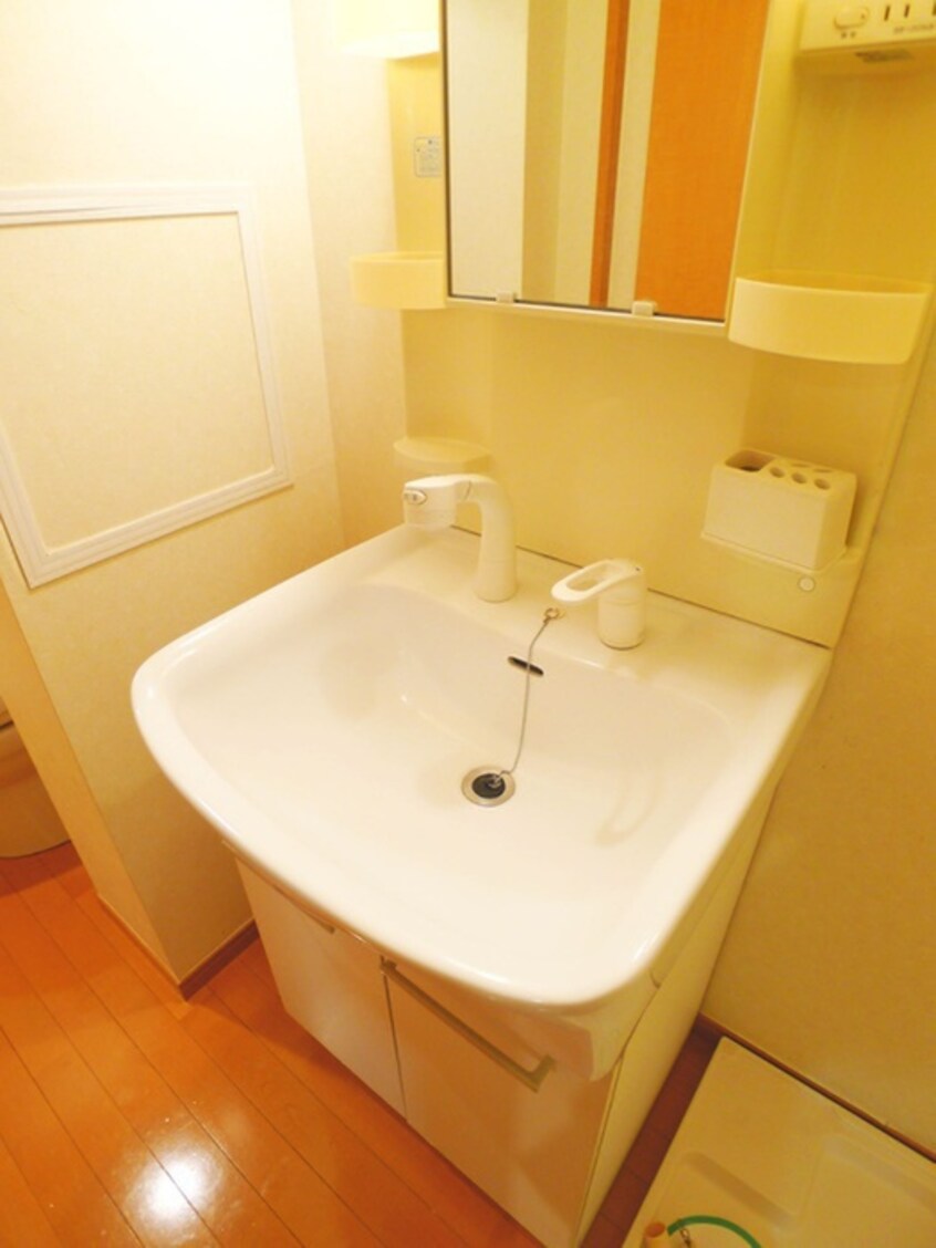 洗面 ＺＣＯ並木ビル２ＮＤ