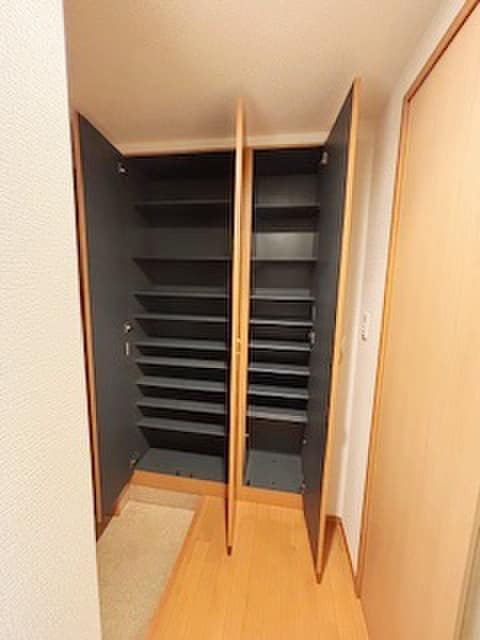 靴箱 ＺＣＯ並木ビル２ＮＤ