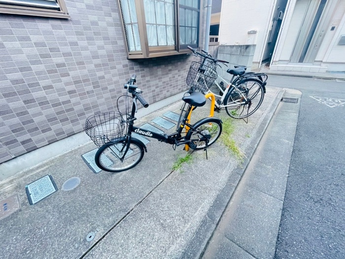 駐輪場 コーポ木暮