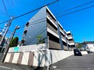 ブリリアントコ－トの外観