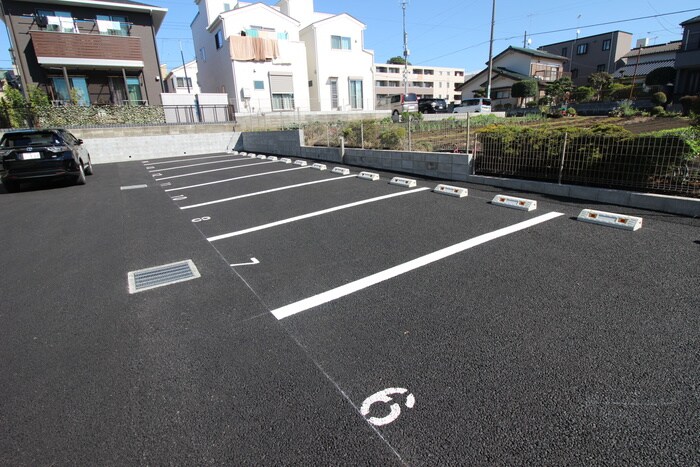 駐車場 ポーロウニア横山