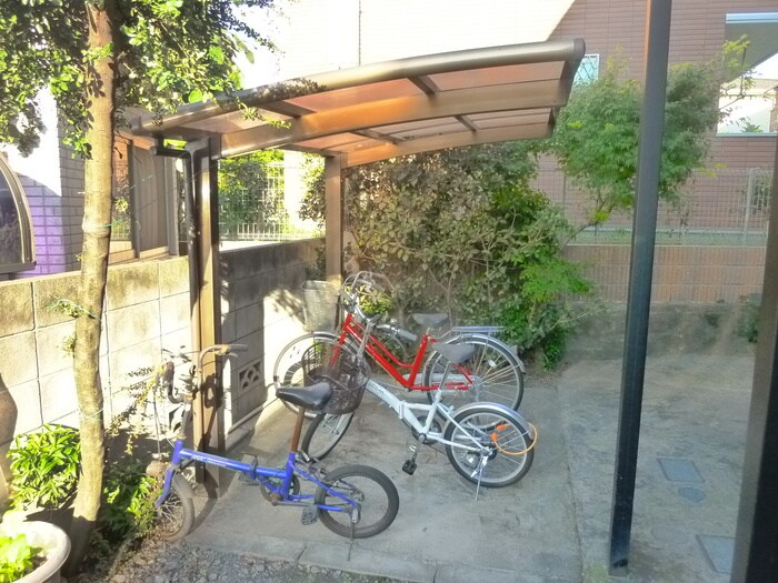 駐輪場 ハイツシマ