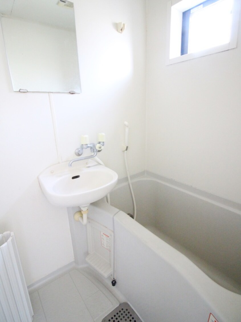 バス／シャワールーム等 ハイツシマ