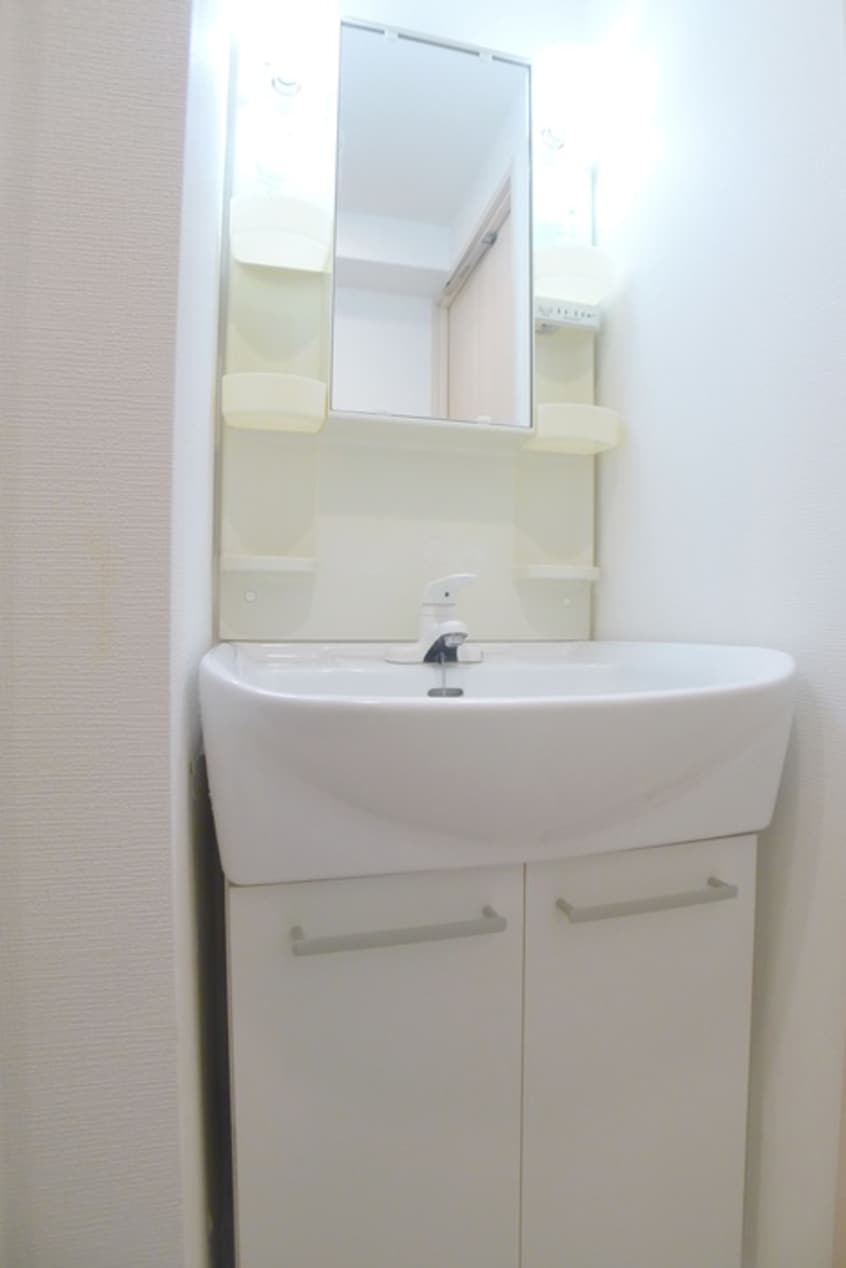 洗面 ﾆｭ-ｼﾃｨｱﾊﾟ-ﾄﾒﾝﾂ南千住