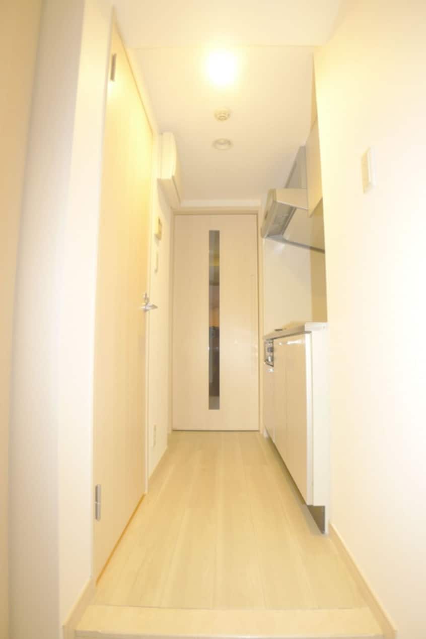 廊下 ﾆｭ-ｼﾃｨｱﾊﾟ-ﾄﾒﾝﾂ南千住