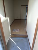 玄関 ロ－タスハイツ