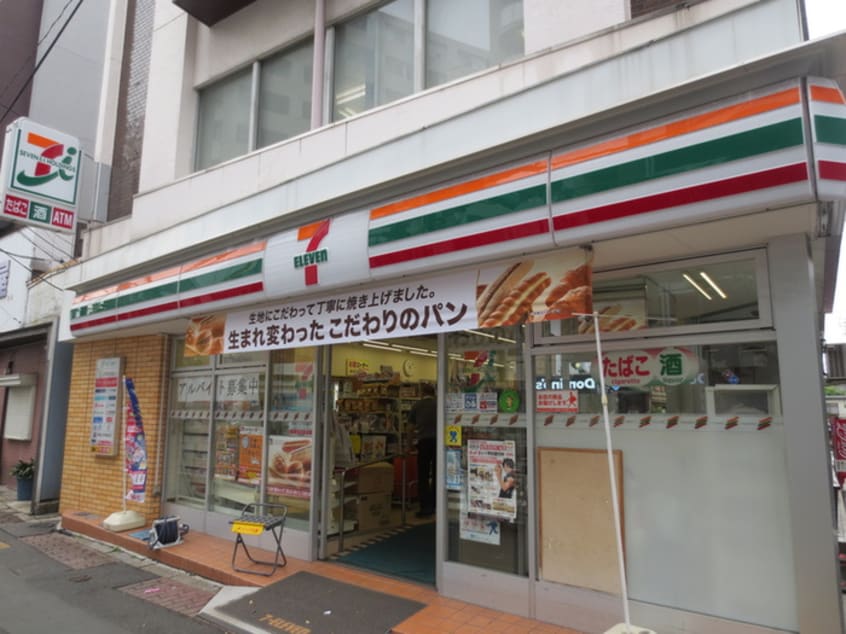 セブンイレブン目白５丁目目白通り店(コンビニ)まで178m プレール・ドゥーク目白(906)