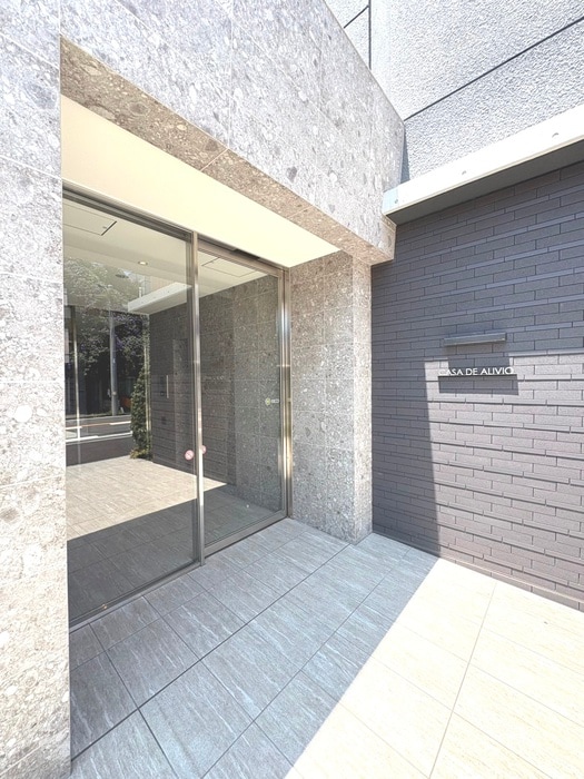 エントランス部分 ＣＡＳＡ　ＤＥ　ＡＬＩＶＩＯ